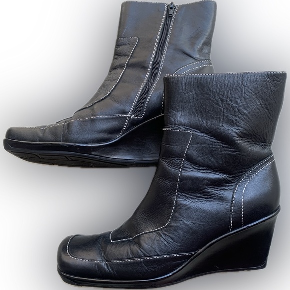 Reaction by Kenneth Cole Black leather Wedge Bootie square toe | 8.5 - Picture 1 of 9